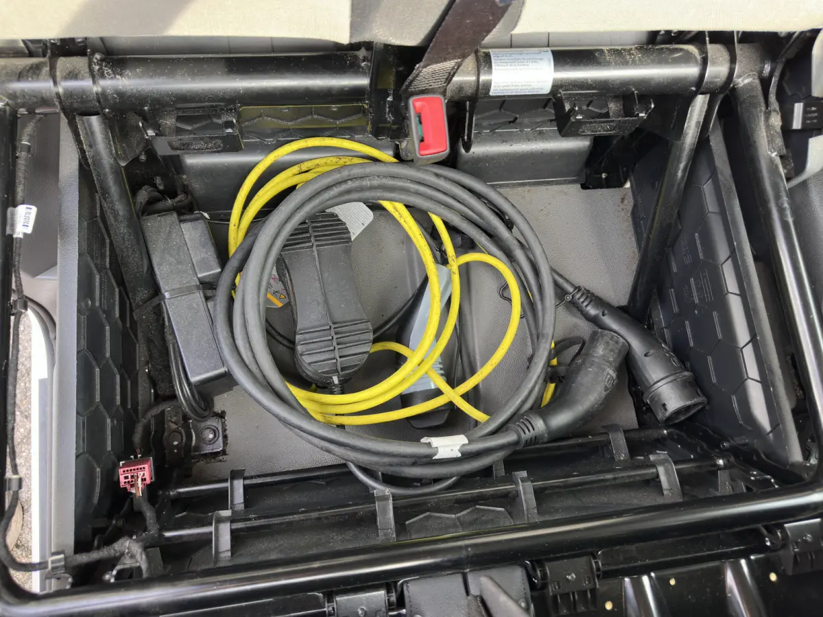 Basis 36 kWh L3 H3 (2-Fase) {SoH-88%} Aut. *HEATPUMP | NAVI-FULLMAP | AIRCO | CRUISE | CAMERA | HEATED-ERGO-SEATS | PDC | DAB | WIFI | FULL-LED | 3-PERS |  CCS-FASTLOADER*