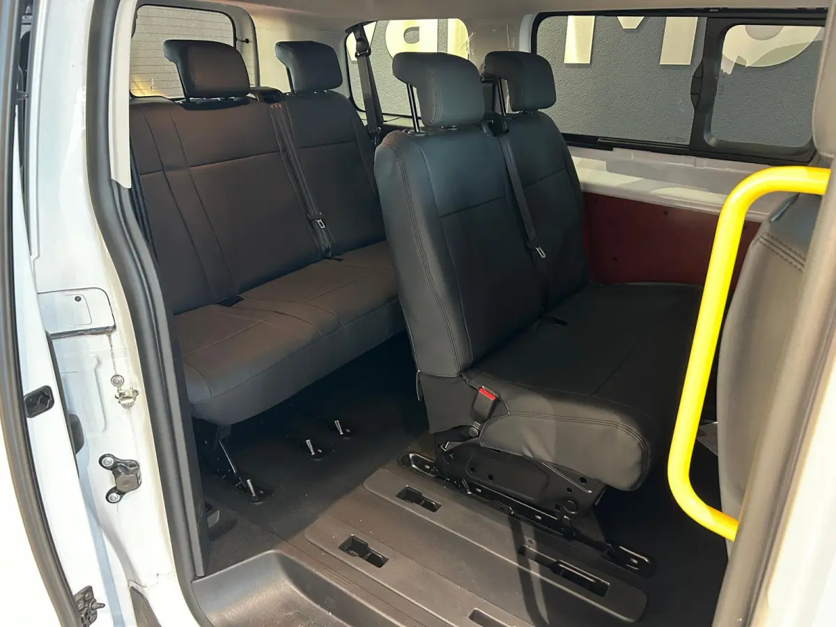 75kWh M COMBI | 8 ZITPLAATSEN | AIRCO | NAVI | CAM