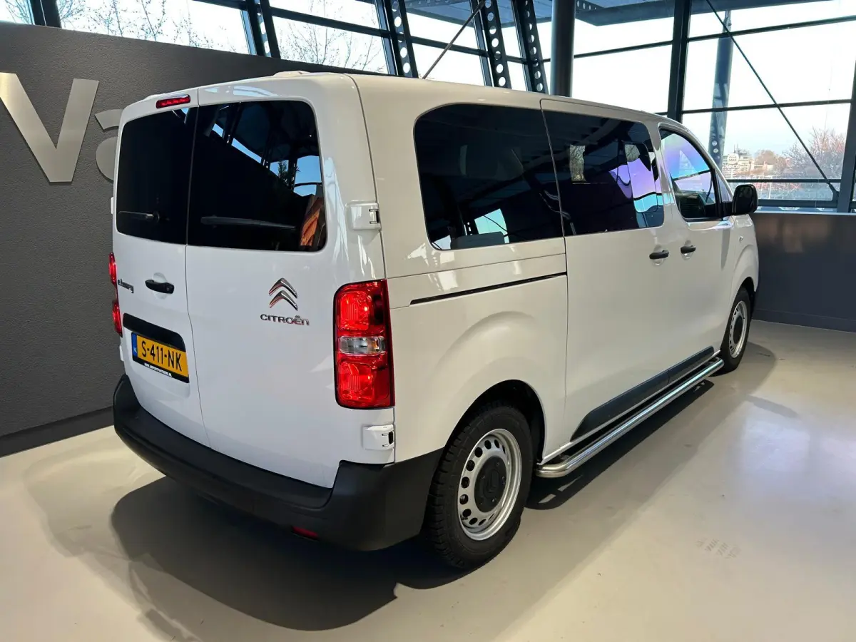 75kWh M COMBI | 8 ZITPLAATSEN | AIRCO | NAVI | CAM