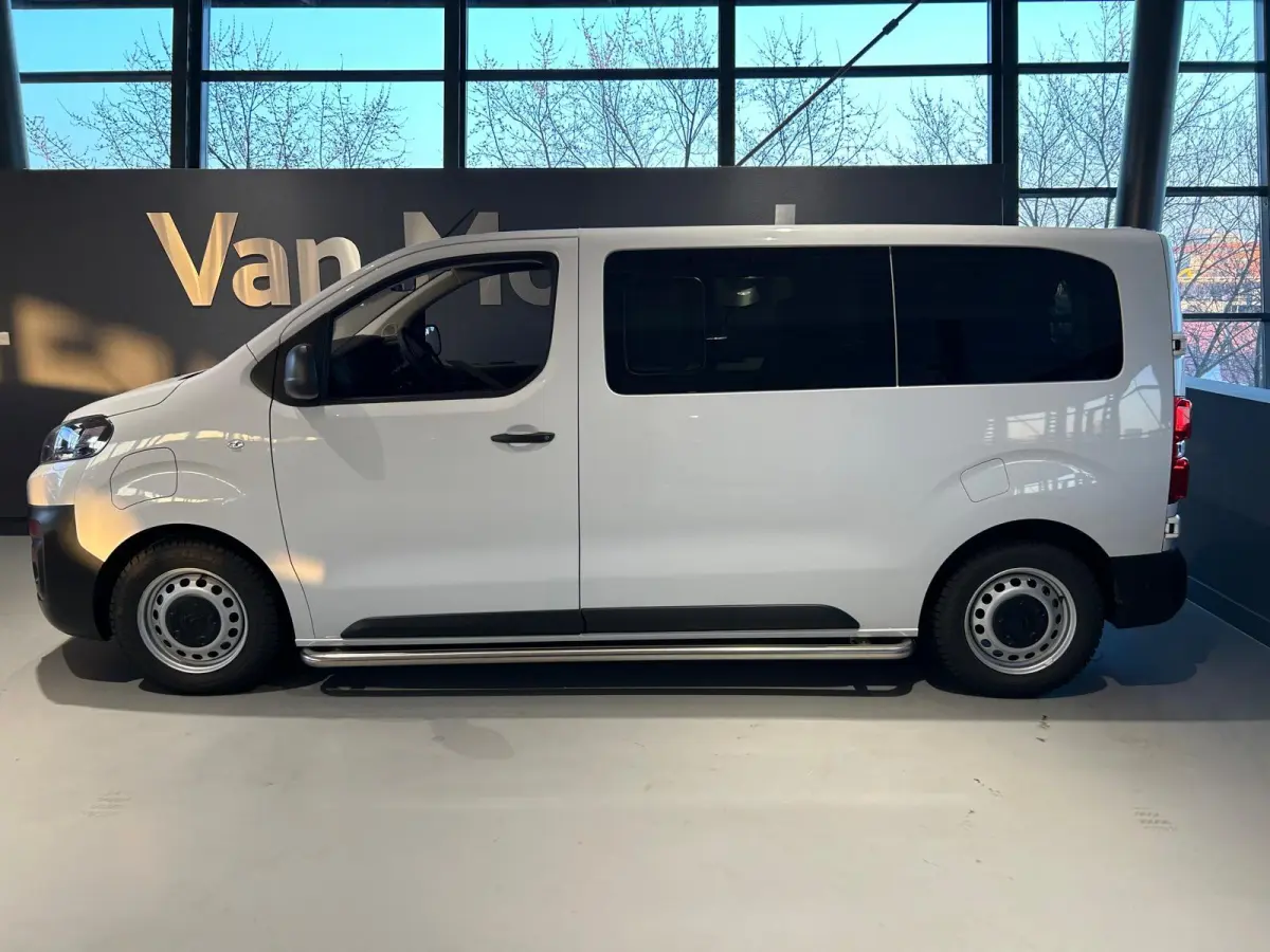 75kWh M COMBI | 8 ZITPLAATSEN | AIRCO | NAVI | CAM