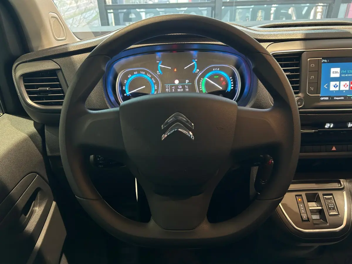75kWh M COMBI | 8 ZITPLAATSEN | AIRCO | NAVI | CAM