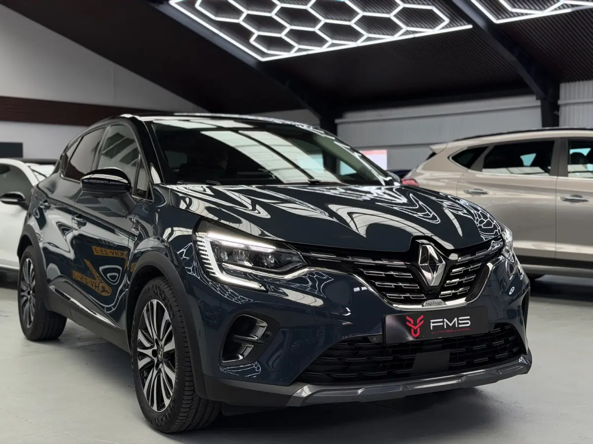 1.6 E-Tech Plug-in Hybrid 160 Initiale Paris Camera