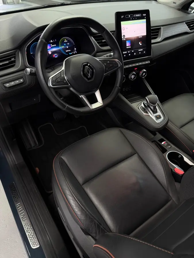 1.6 E-Tech Plug-in Hybrid 160 Initiale Paris Camera