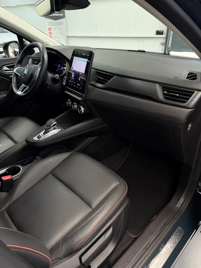 1.6 E-Tech Plug-in Hybrid 160 Initiale Paris Camera
