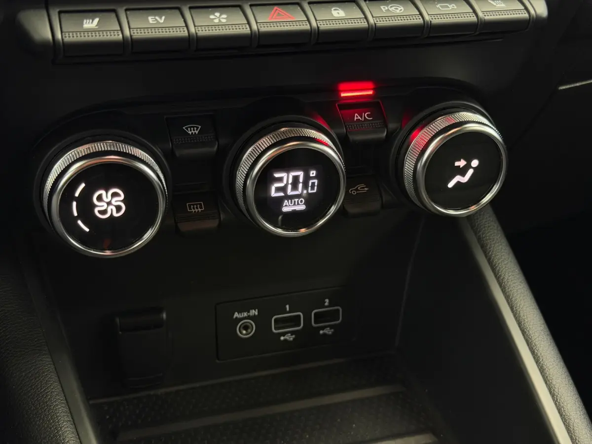 1.6 E-Tech Plug-in Hybrid 160 Initiale Paris Camera
