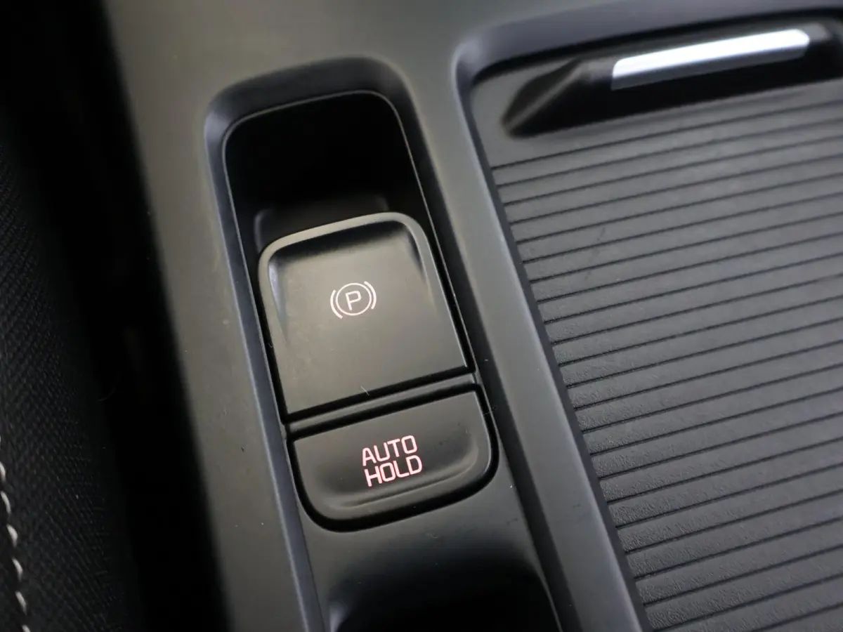 1.0 T-GDi DynamicLine | Navigatie | Parkeercamera | Climate Control | Cruise Control |