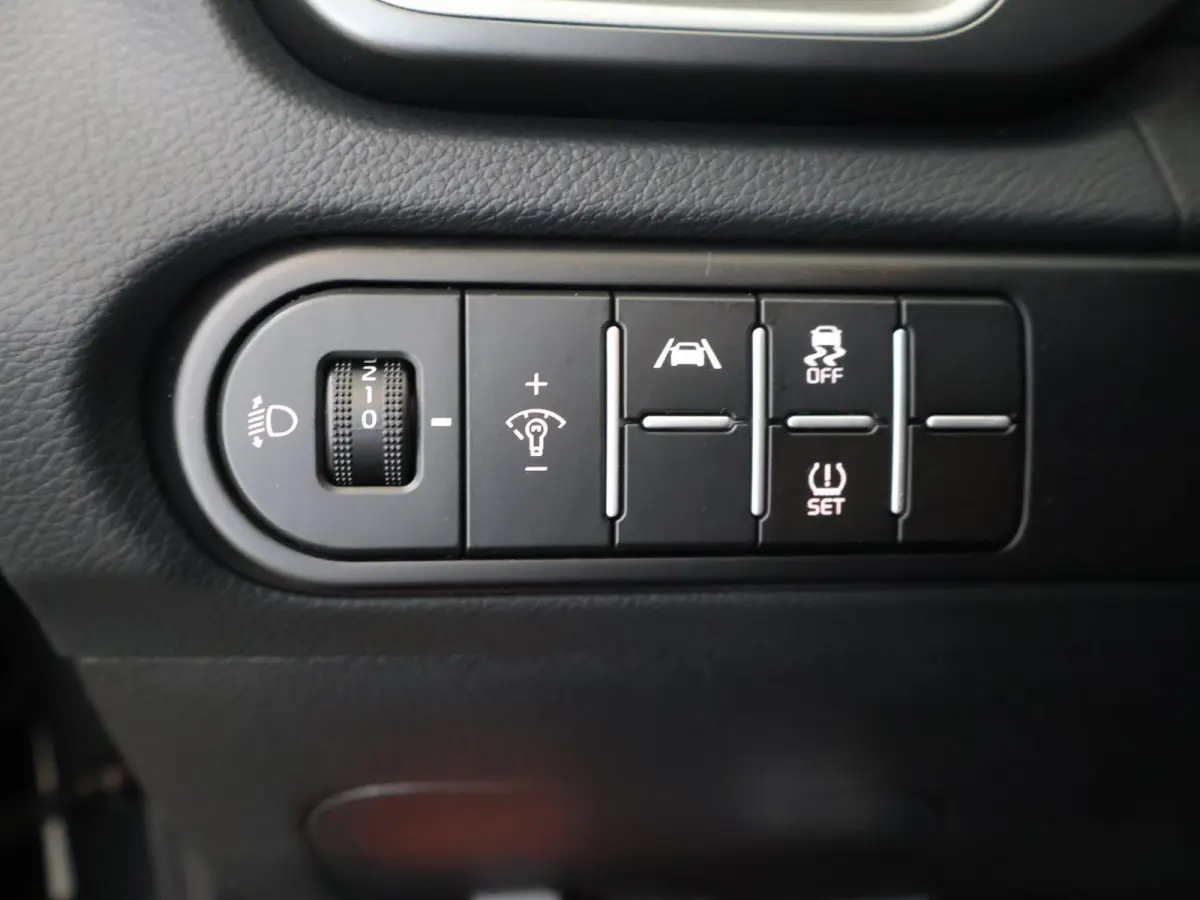 1.0 T-GDi DynamicLine | Navigatie | Parkeercamera | Climate Control | Cruise Control |