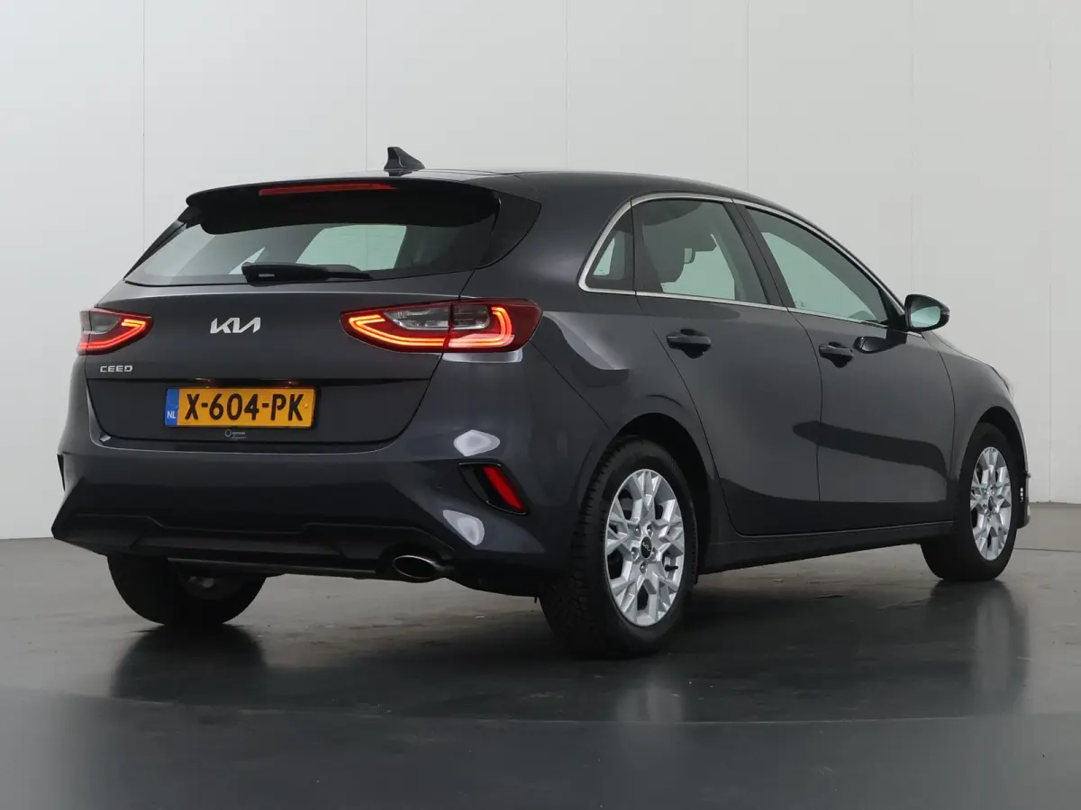 1.0 T-GDi DynamicLine | Navigatie | Parkeercamera | Climate Control | Cruise Control |