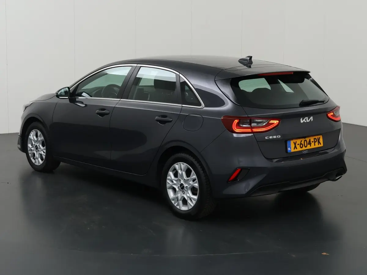 1.0 T-GDi DynamicLine | Navigatie | Parkeercamera | Climate Control | Cruise Control |