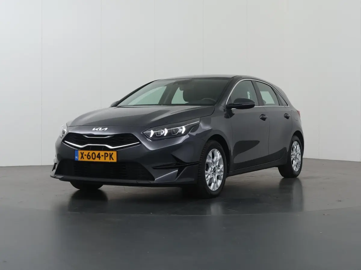1.0 T-GDi DynamicLine | Navigatie | Parkeercamera | Climate Control | Cruise Control |
