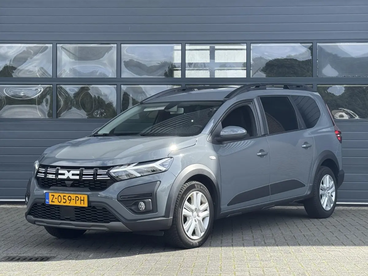 Dacia Jogger 2024 Benzine Handgeschakeld leasen