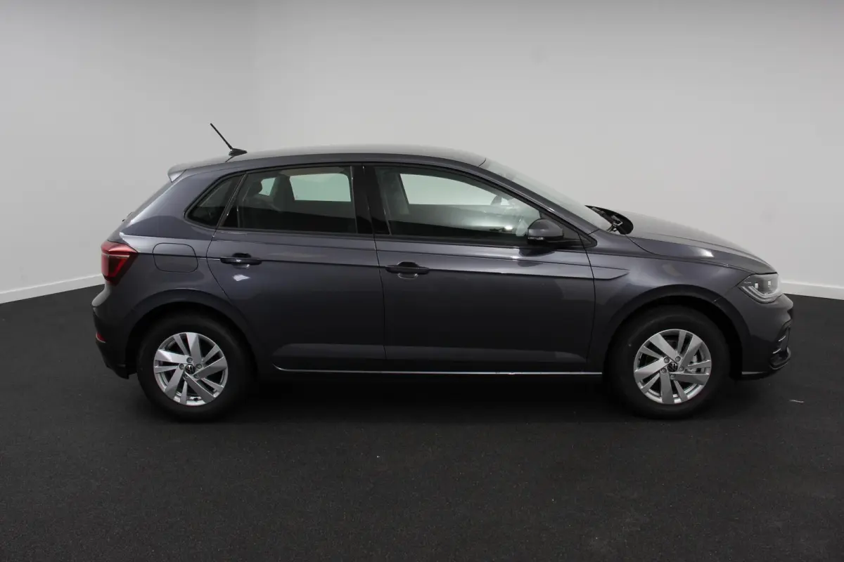 1.0 TSI DSG Style Navigatie Climate Control Cruise control adaptive Parkeer sensoren Led Dab Lichtmetalen Velgen Digitale Cockpit
