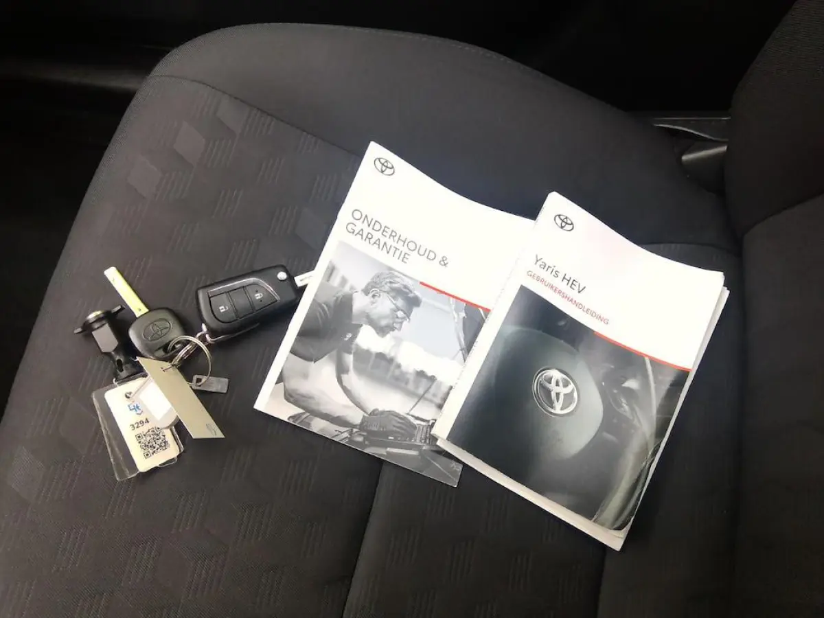 1.5 HYBRID 115 ACTIVE I AUTOMAAT I APPLE CARPLAY I P-CAMERA I ADAPTIVE CRUISE CONTROL