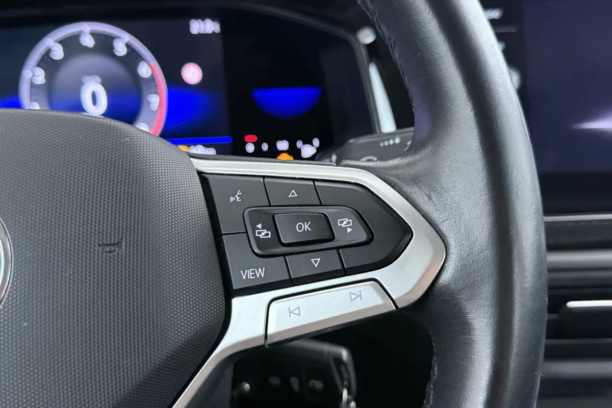 1.0 TSI Life | Org NL | Digital Cockpit | CarPlay | Navigatie | Camera | Climate Control |