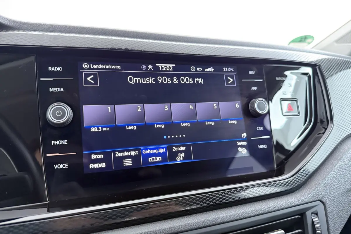1.0 TSI Life | Org NL | Digital Cockpit | CarPlay | Navigatie | Camera | Climate Control |