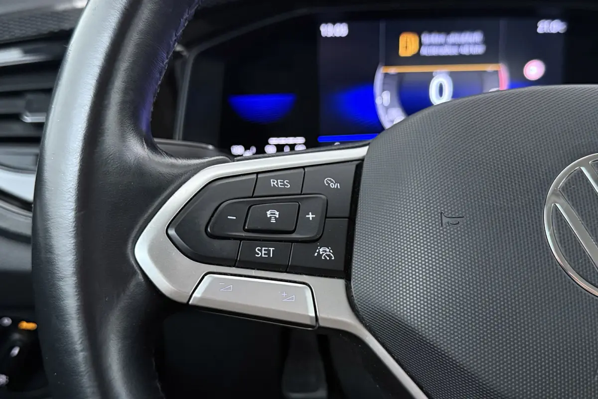 1.0 TSI Life | Org NL | Digital Cockpit | CarPlay | Navigatie | Camera | Climate Control |