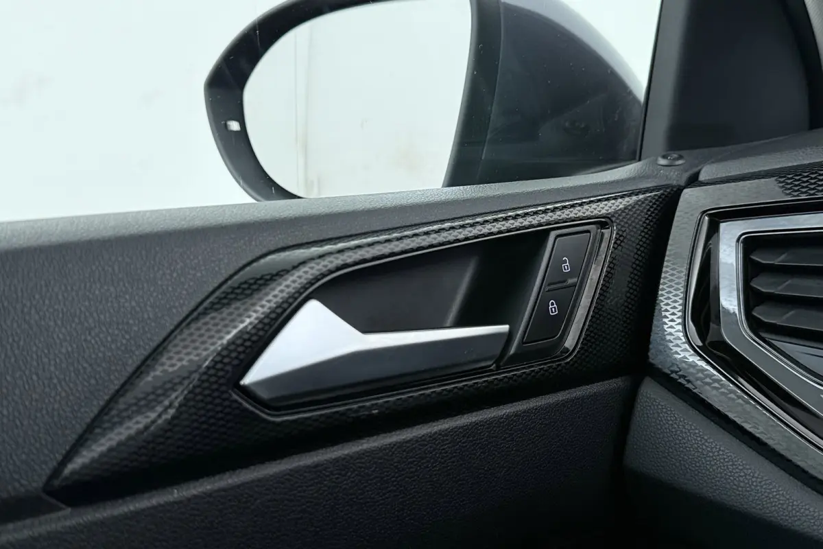 1.0 TSI Life | Org NL | Digital Cockpit | CarPlay | Navigatie | Camera | Climate Control |