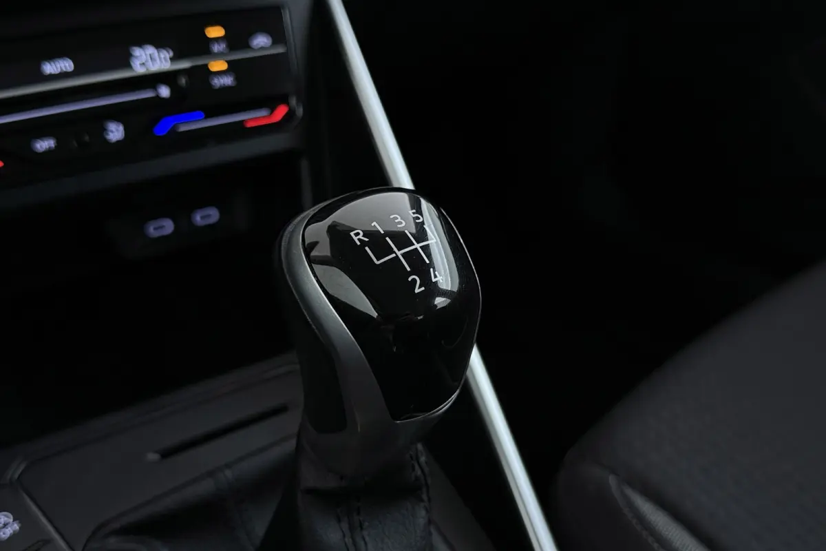 1.0 TSI Life | Org NL | Digital Cockpit | CarPlay | Navigatie | Camera | Climate Control |