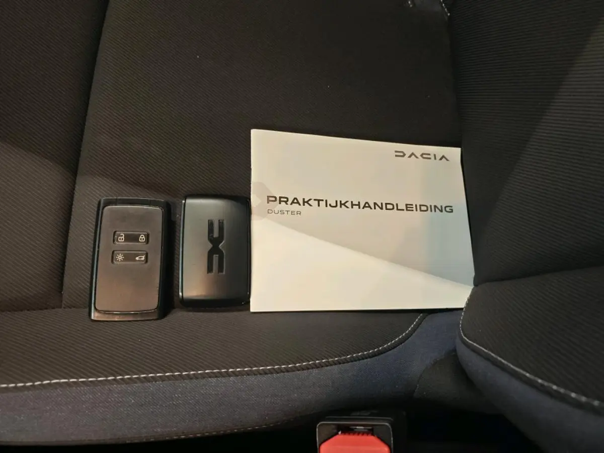 1.0 TCe 100 ECO-G JOURNEY I TREKHAAK I P-CAMERA I APPLE CARPLAY I CLIMATE CONTROL I NAVIGATIE