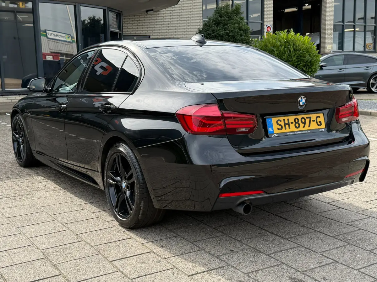 318i Edition M Sport Shadow High Executive