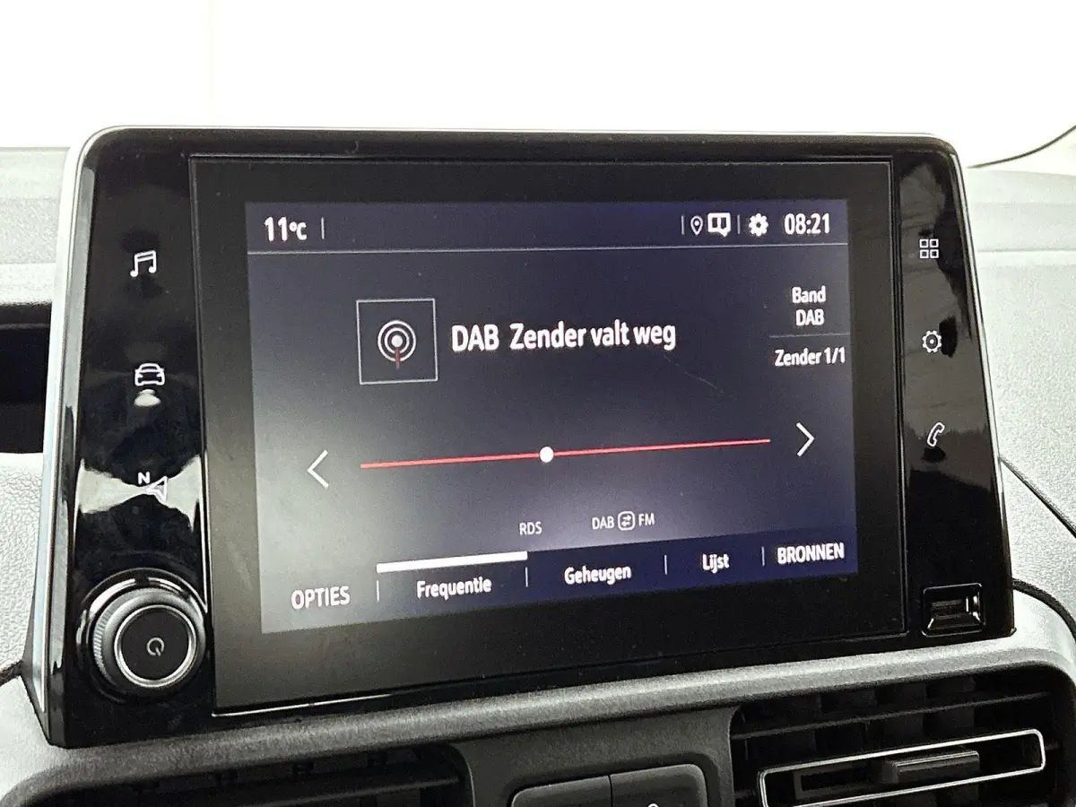 110pk L2H1 Edition | 1ste eigenaar | 7 Persoons | Camera | Navigatie | Stuurverwarming | Airco