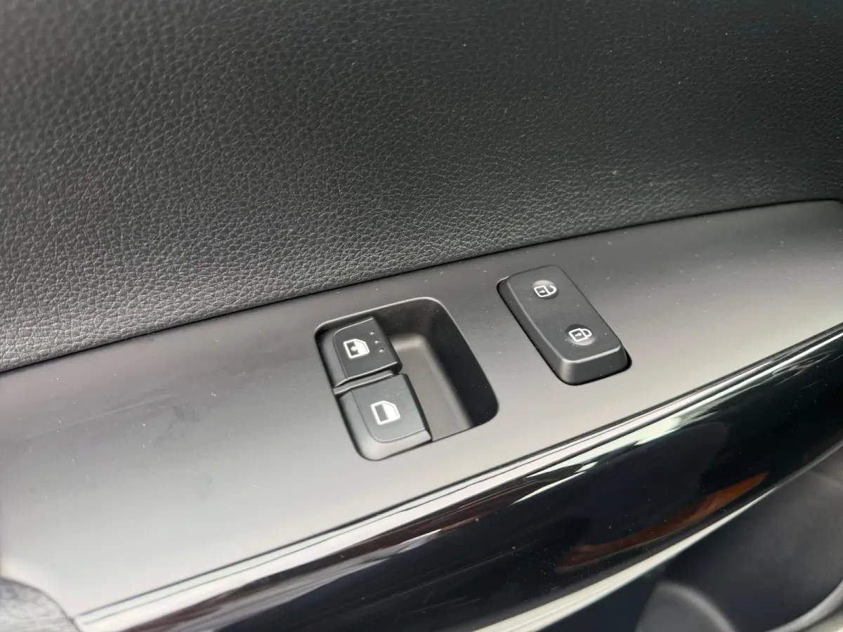 1.0 DPi ComfortLine Dealer onderhouden | Airco | Cruise control | Resterende fabrieksgarantie |