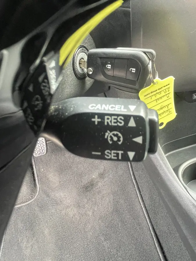1.0 VVT-i x-cite | groot scherm | NL-auto | eerste eigenaar.