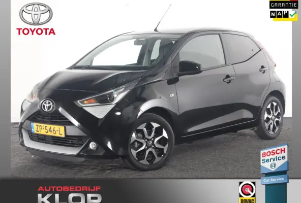 1.0 VVT-i x-cite | groot scherm | NL-auto | eerste eigenaar.