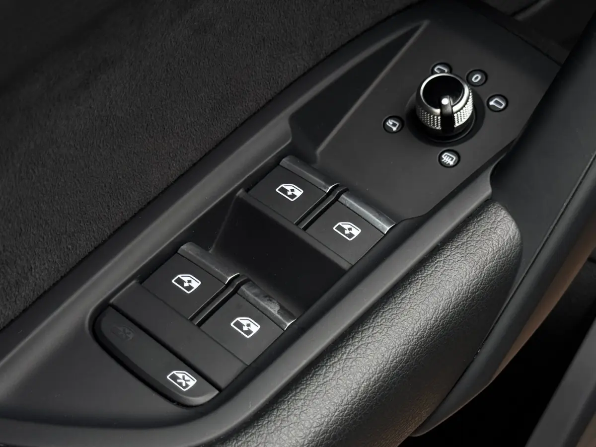 50 TFSI e S-Line edition Competition | 98% SOH | Panoramadak | Nappa-Leder| Matrix-LED | 360 Camera | Stoelverwarming