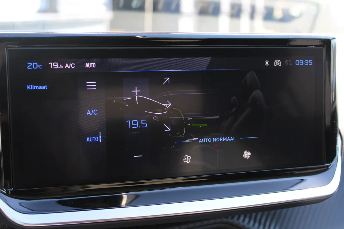 Allure 1.2 Hybride 110 Adaptive Cruise Control | Camera voor en achter | Navigatie | Apple Carplay/Android Auto