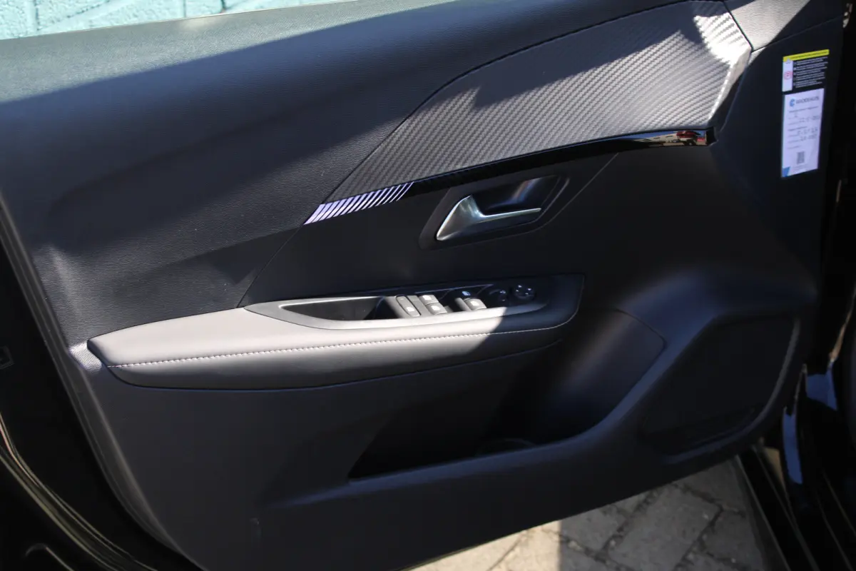 Allure 1.2 Hybride 110 Adaptive Cruise Control | Camera voor en achter | Navigatie | Apple Carplay/Android Auto