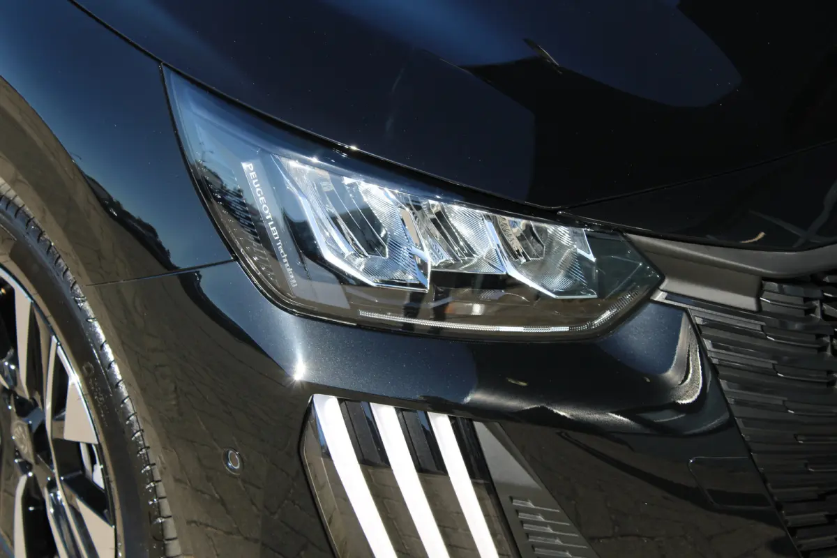 Allure 1.2 Hybride 110 Adaptive Cruise Control | Camera voor en achter | Navigatie | Apple Carplay/Android Auto
