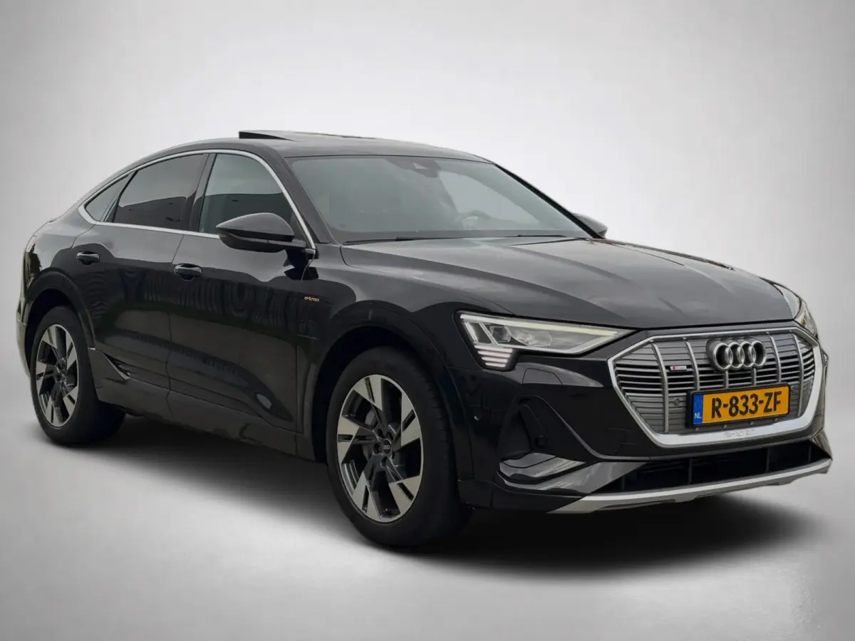 55 quattro S edition 95 kWh (NL-auto,Dealer OndH, Panorama, B&O, Camera, PDC, StoelV, Carplay, Etc)