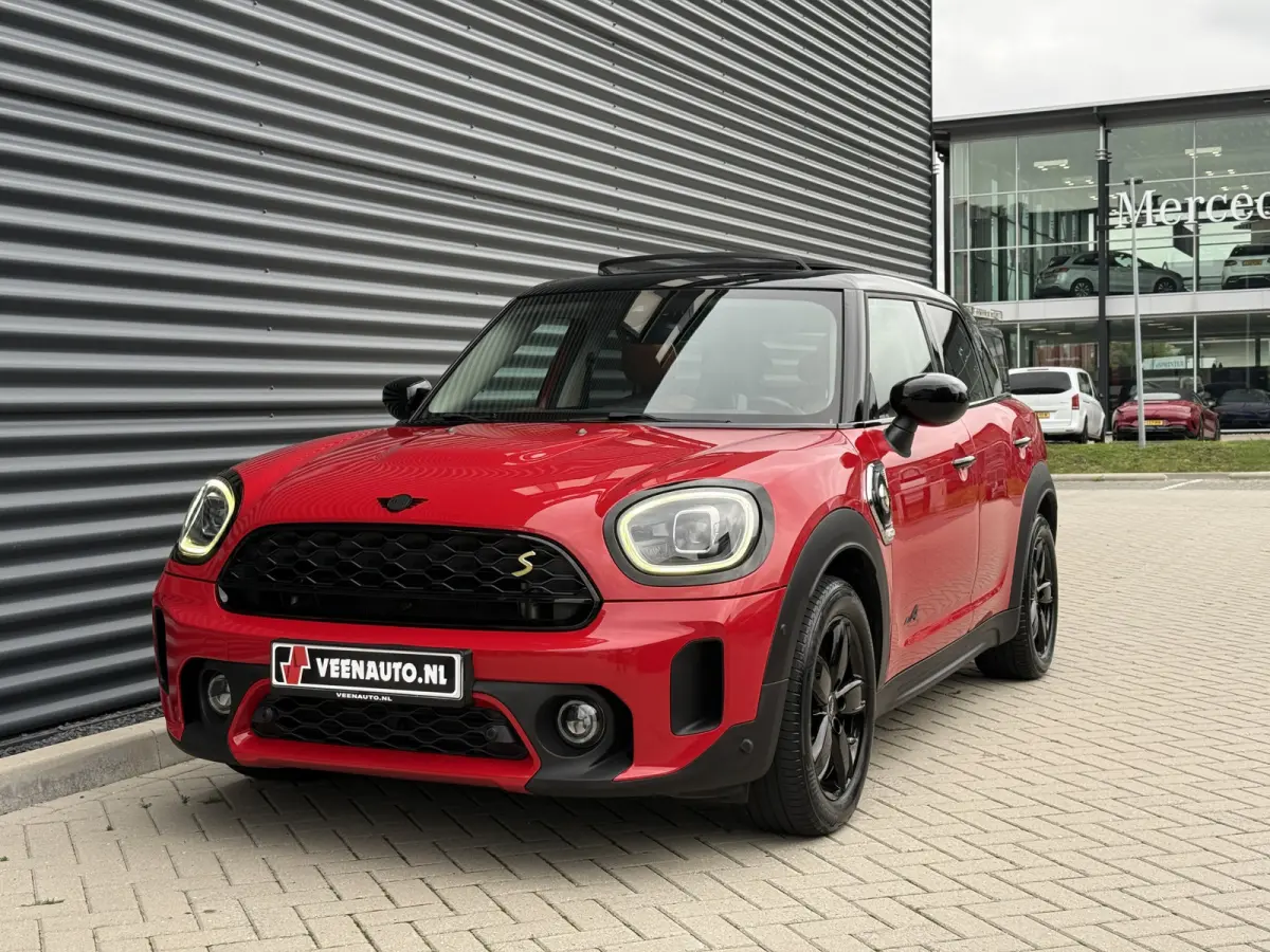 1.5 Cooper ALL4 Pano/Leder/H&K/Camera