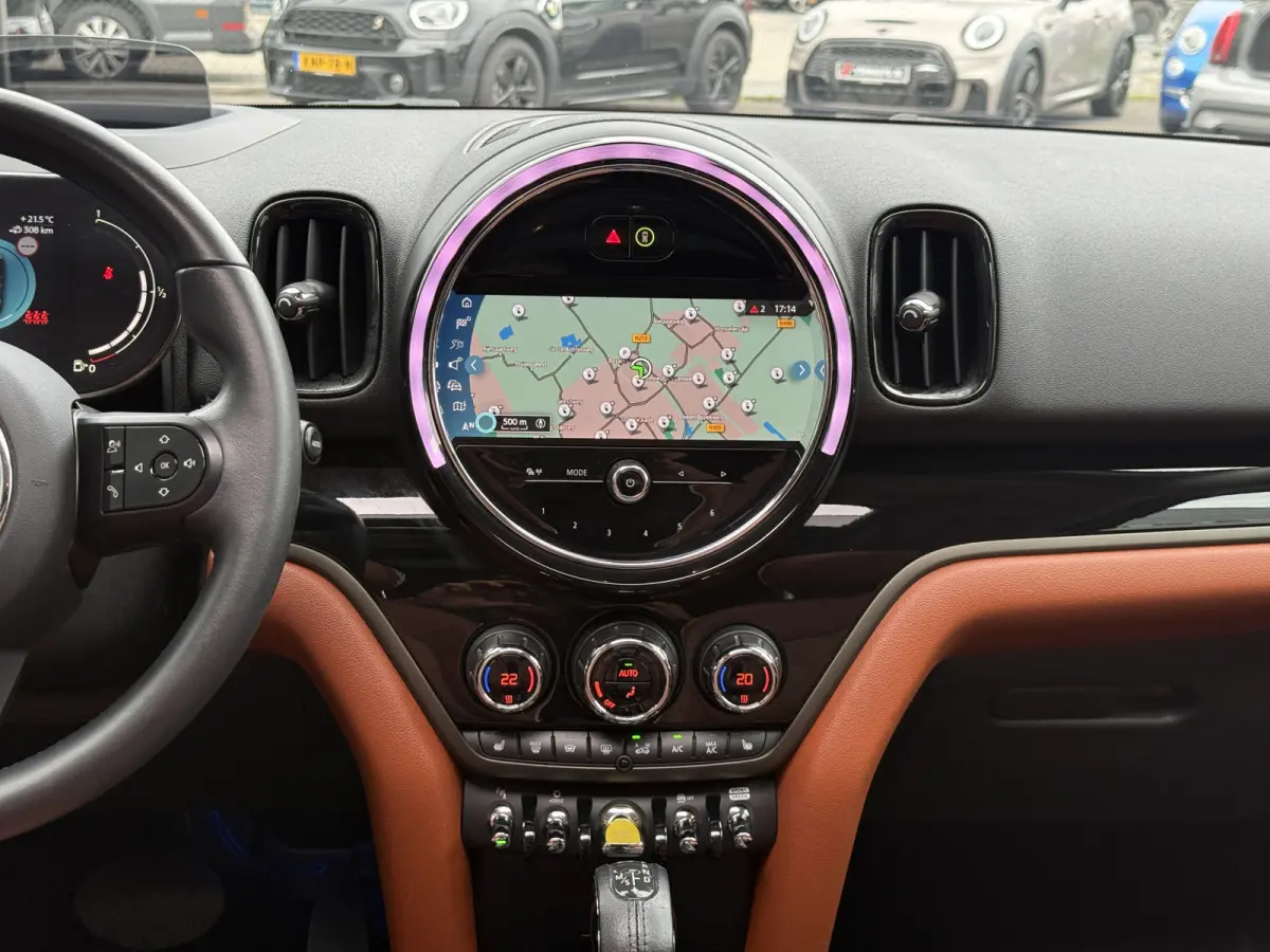 1.5 Cooper ALL4 Pano/Leder/H&K/Camera