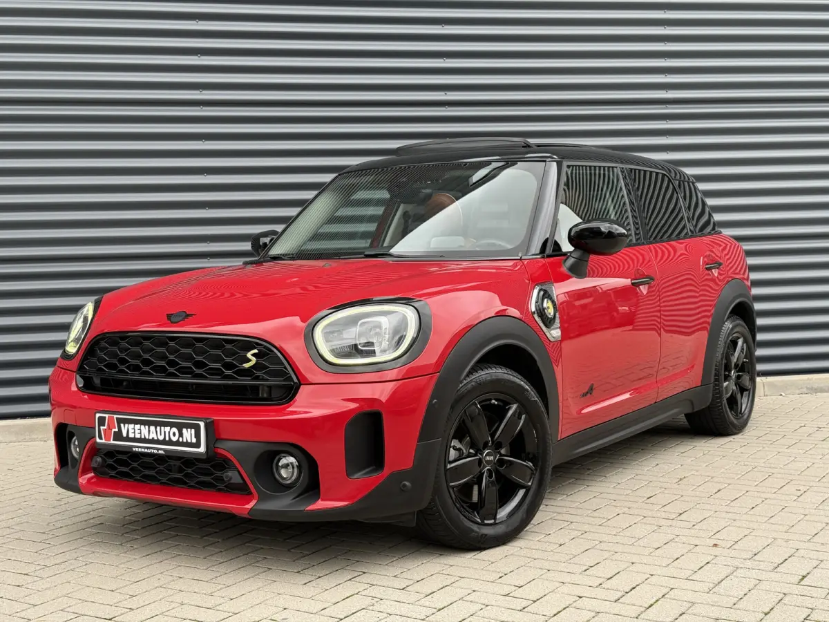 1.5 Cooper ALL4 Pano/Leder/H&K/Camera
