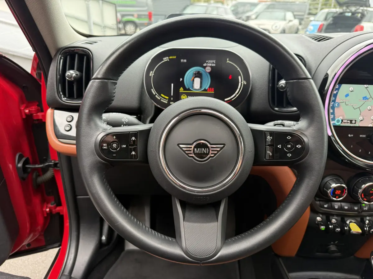1.5 Cooper ALL4 Pano/Leder/H&K/Camera