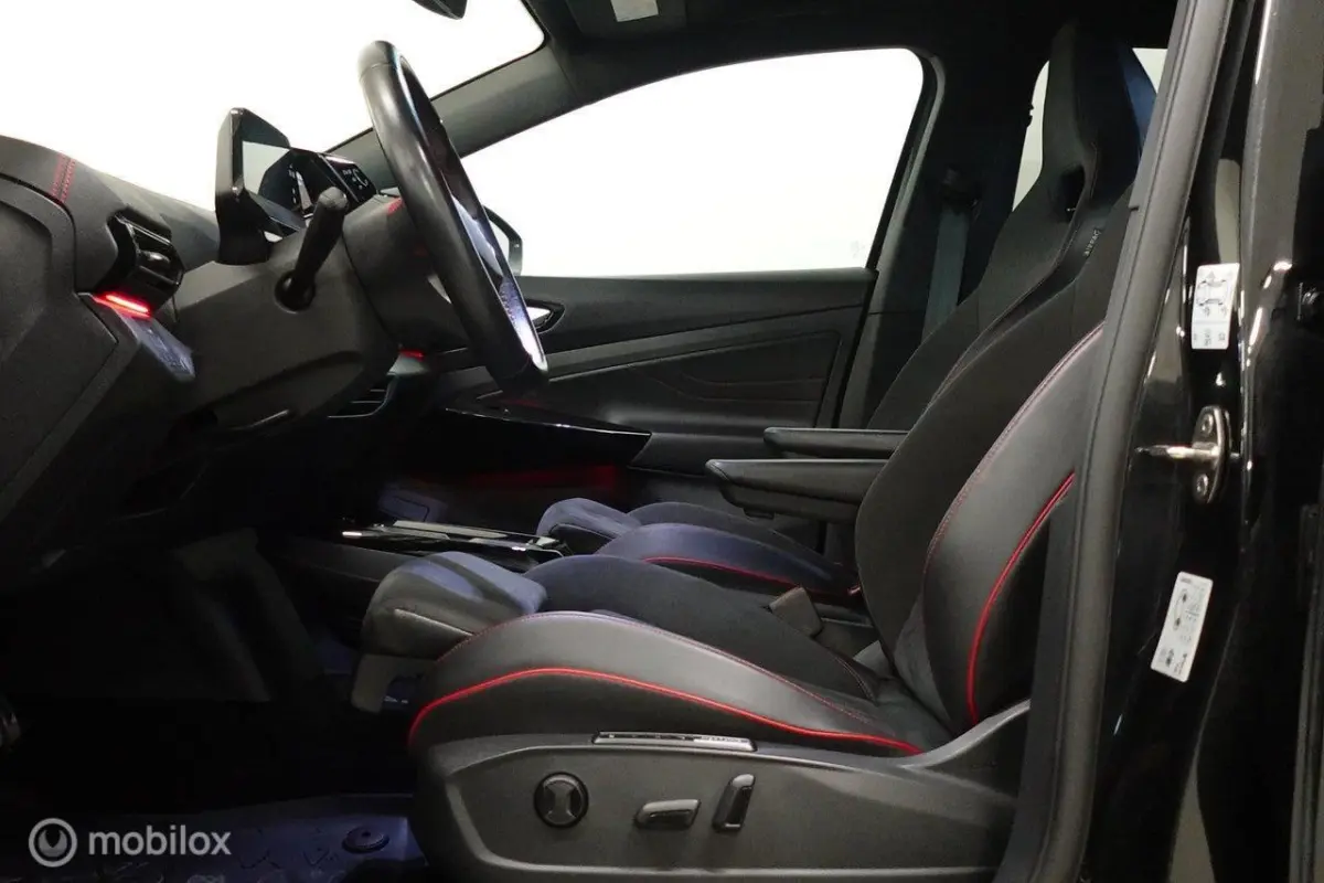 GTX 4Motion 77 kWh Sport plus, massage, trek