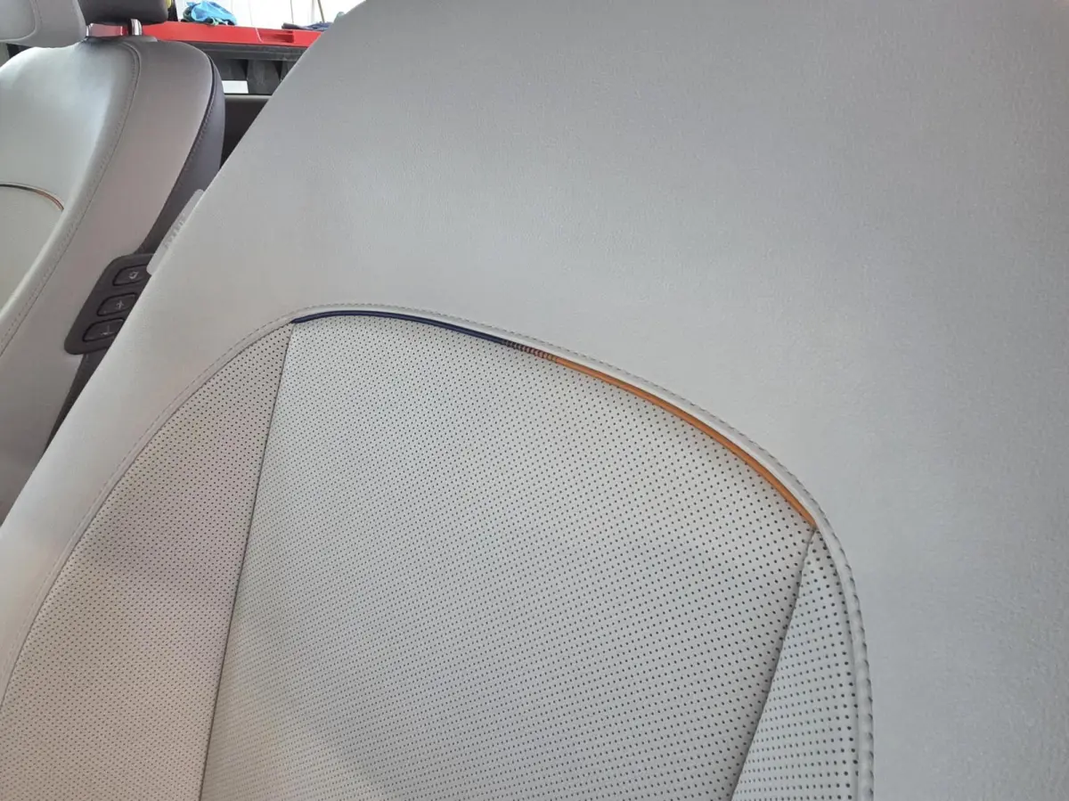 Lounge 77.4kWh Lounge RWD | Leder | Trekhaak | Bose | Stoelventilatie | LED | Elektrisch verstelbare stoelen | SOH 97,7%