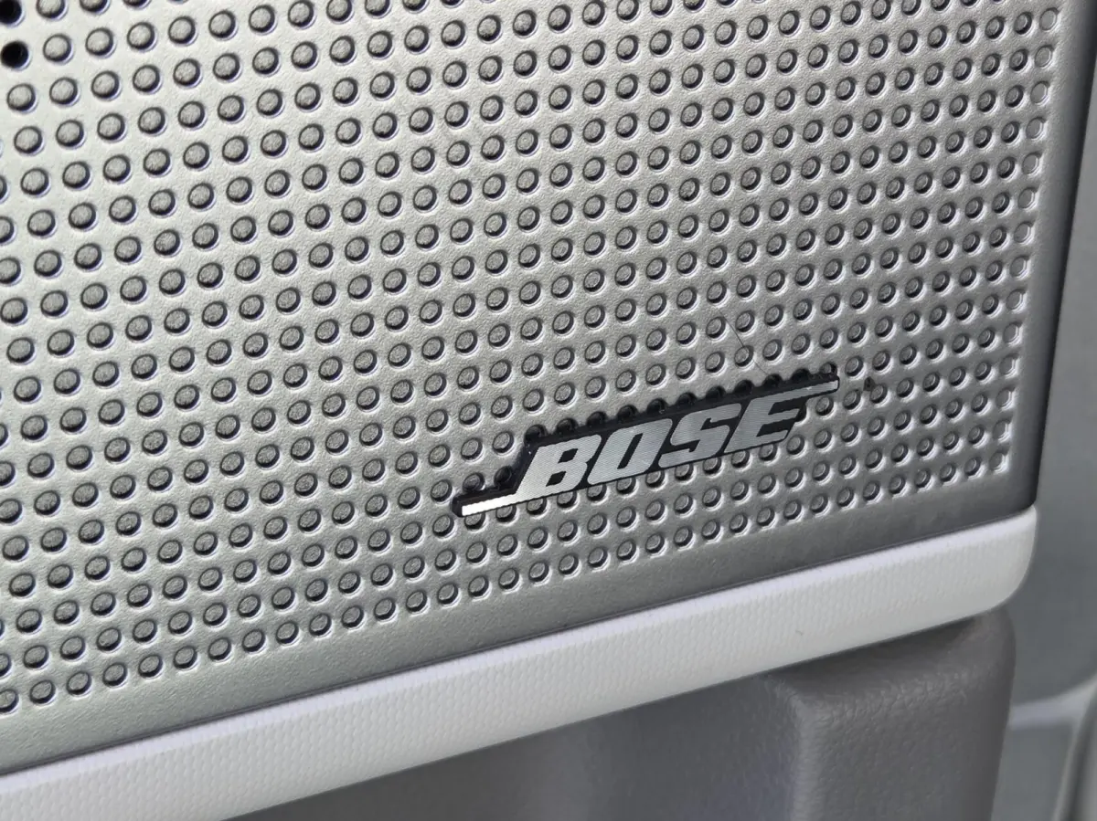 Lounge 77.4kWh Lounge RWD | Leder | Trekhaak | Bose | Stoelventilatie | LED | Elektrisch verstelbare stoelen | SOH 97,7%