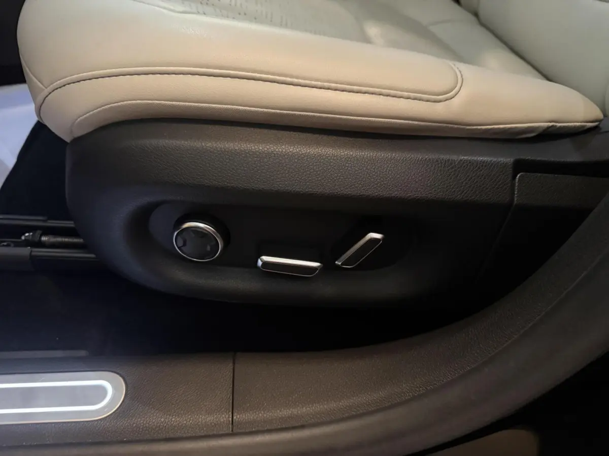 Premium 66 kWh PANORAMADAK LEER
