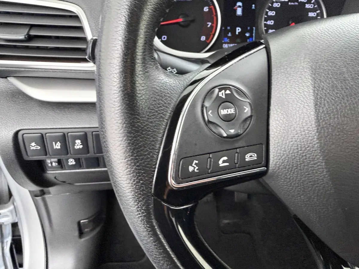 1.5 DI-T Pure | AUTOMAAT | | Achteruitcamera | Apple CarPlay | Trekhaak |