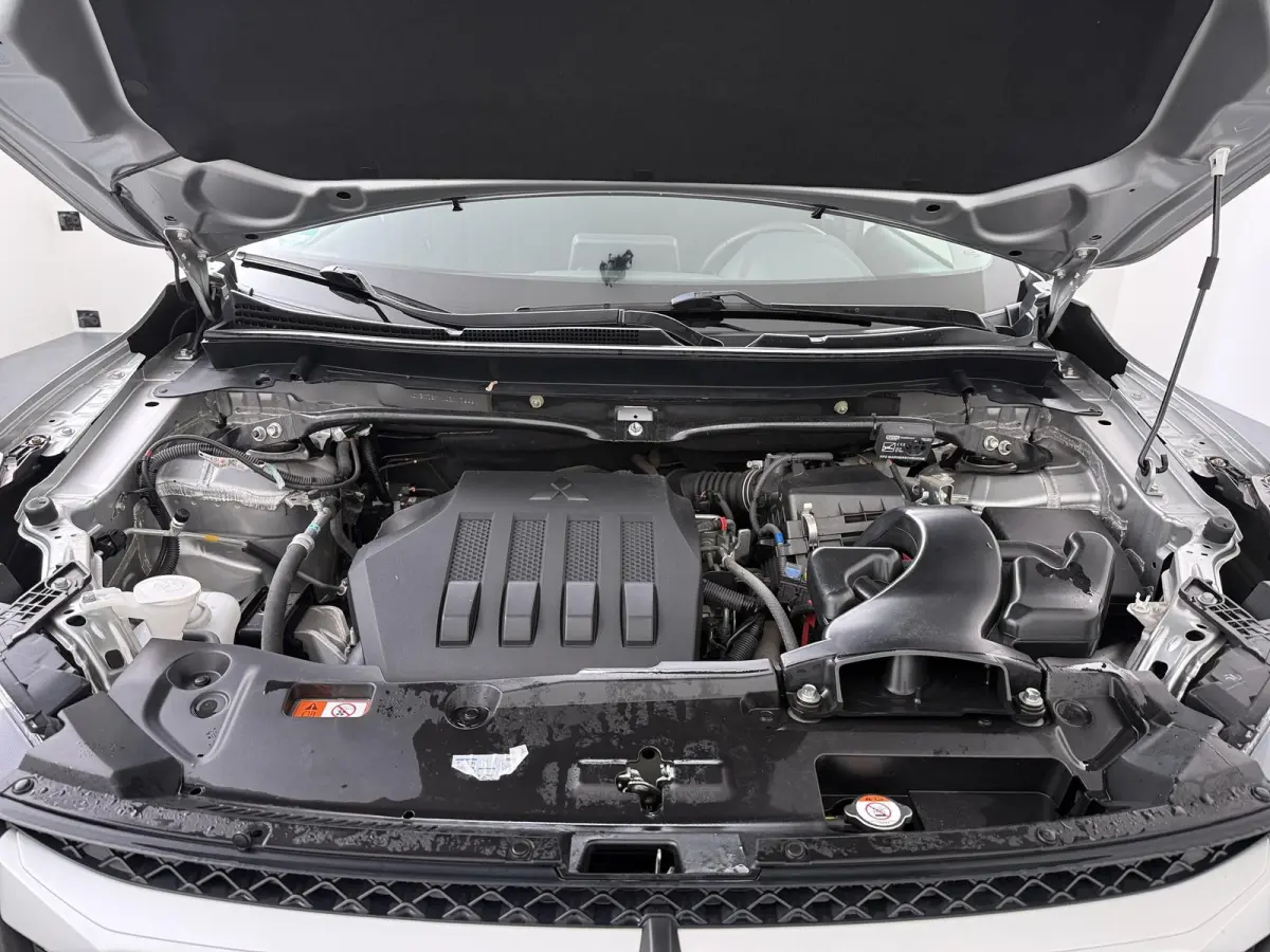 1.5 DI-T Pure | AUTOMAAT | | Achteruitcamera | Apple CarPlay | Trekhaak |