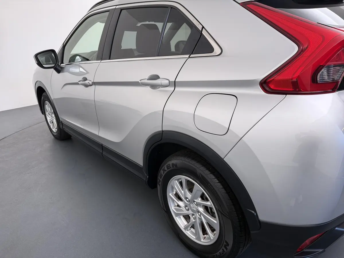 1.5 DI-T Pure | AUTOMAAT | | Achteruitcamera | Apple CarPlay | Trekhaak |