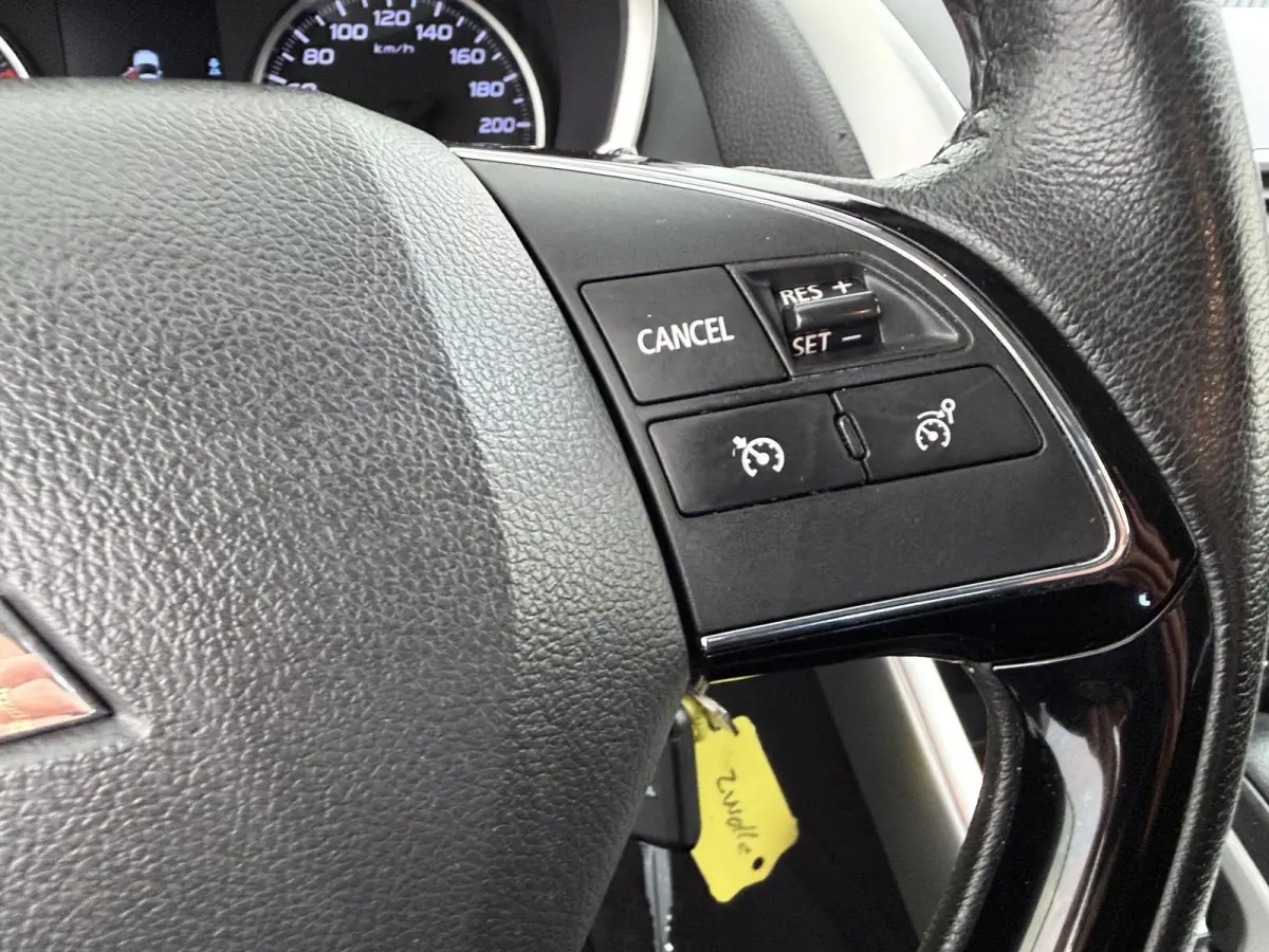 1.5 DI-T Pure | AUTOMAAT | | Achteruitcamera | Apple CarPlay | Trekhaak |