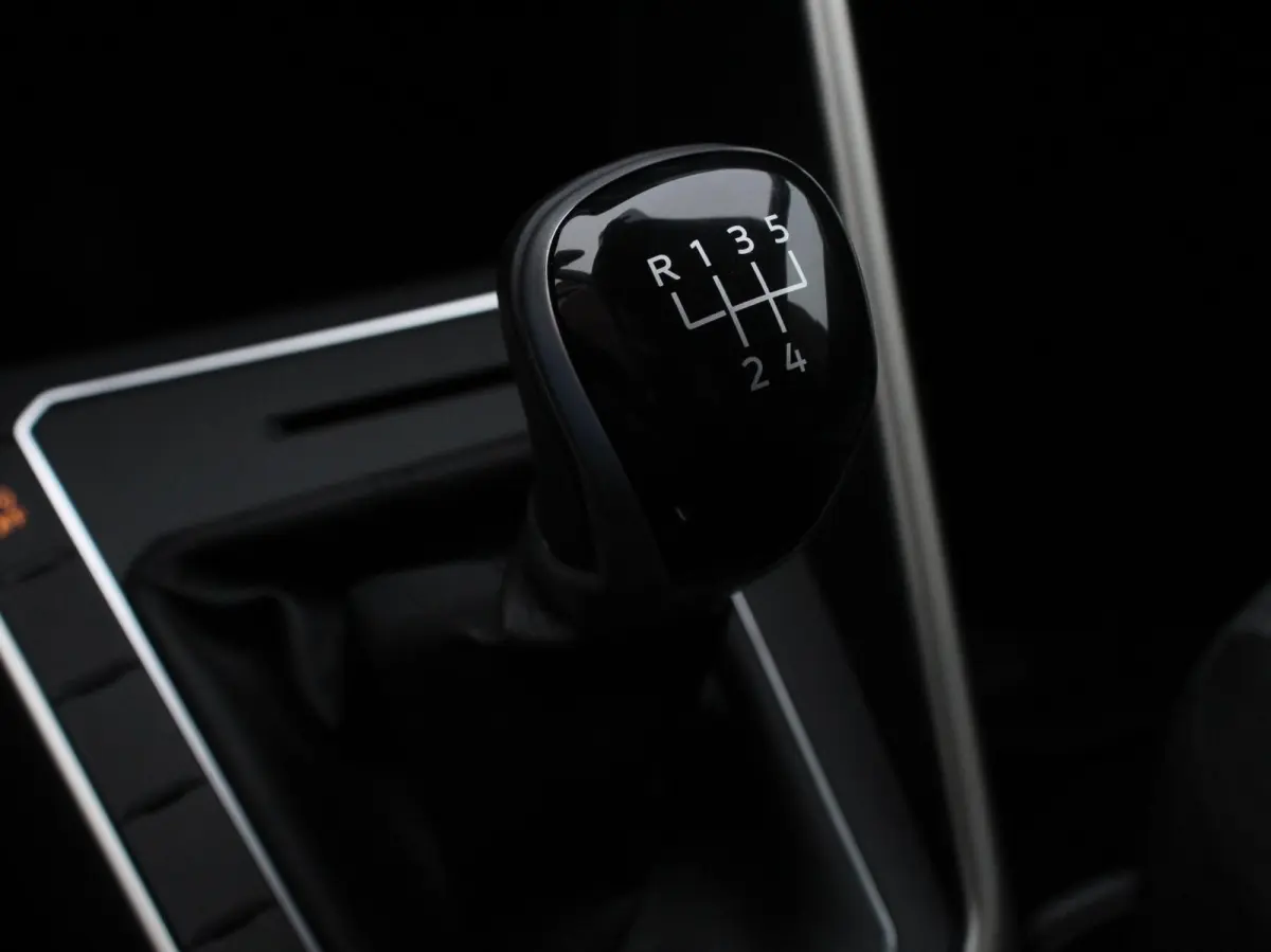 1.0 TSI Move Navigatie App Connect / Android Auto / Apple Carplay Climate Control Parkeer sensoren Lichtmetalen Velgen Dab Digitale Cockpit