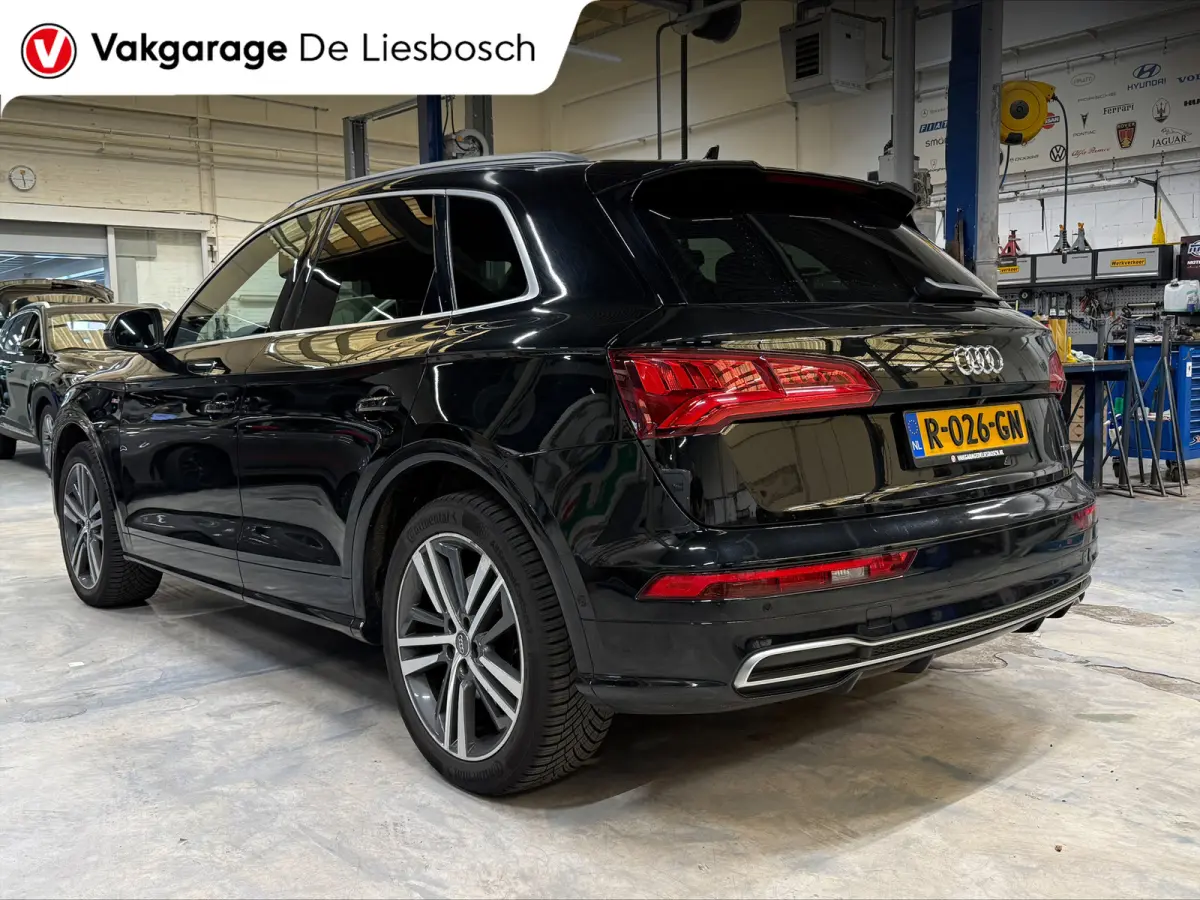 2.0 TFSI quattro Sport S Line Black Edition / 360 camera / leder / Panoramadak / trekhaak