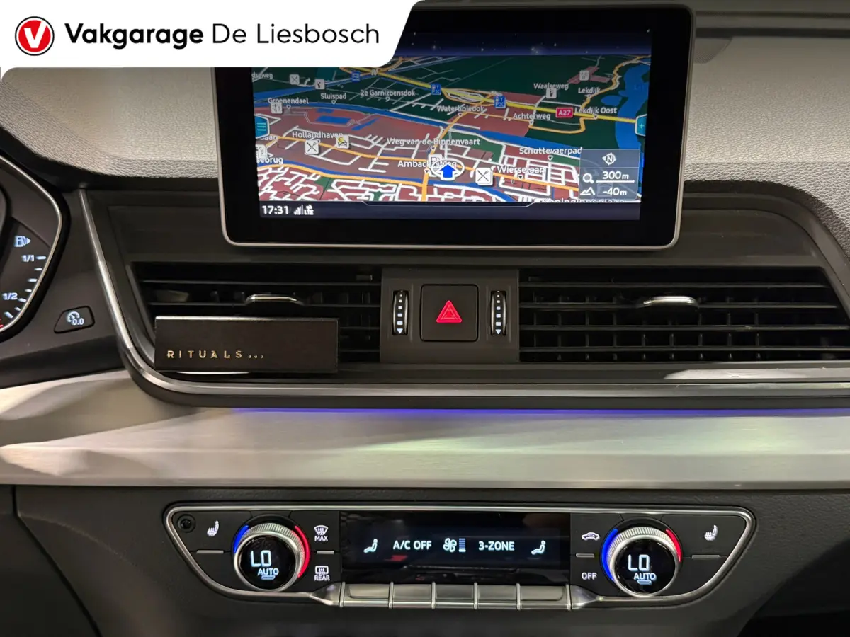 2.0 TFSI quattro Sport S Line Black Edition / 360 camera / leder / Panoramadak / trekhaak