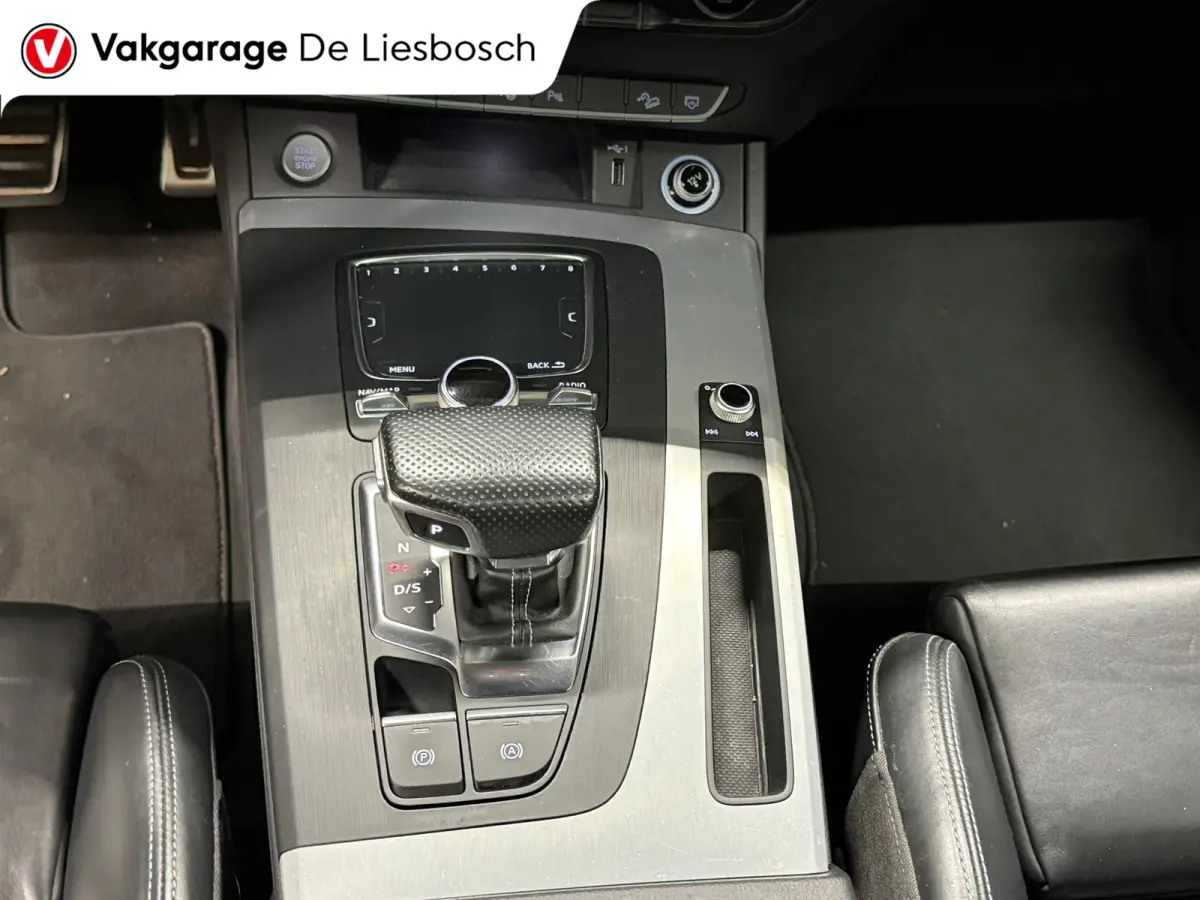 2.0 TFSI quattro Sport S Line Black Edition / 360 camera / leder / Panoramadak / trekhaak