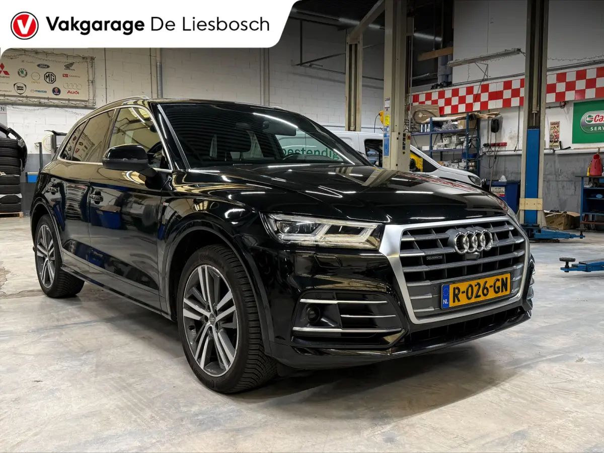 2.0 TFSI quattro Sport S Line Black Edition / 360 camera / leder / Panoramadak / trekhaak